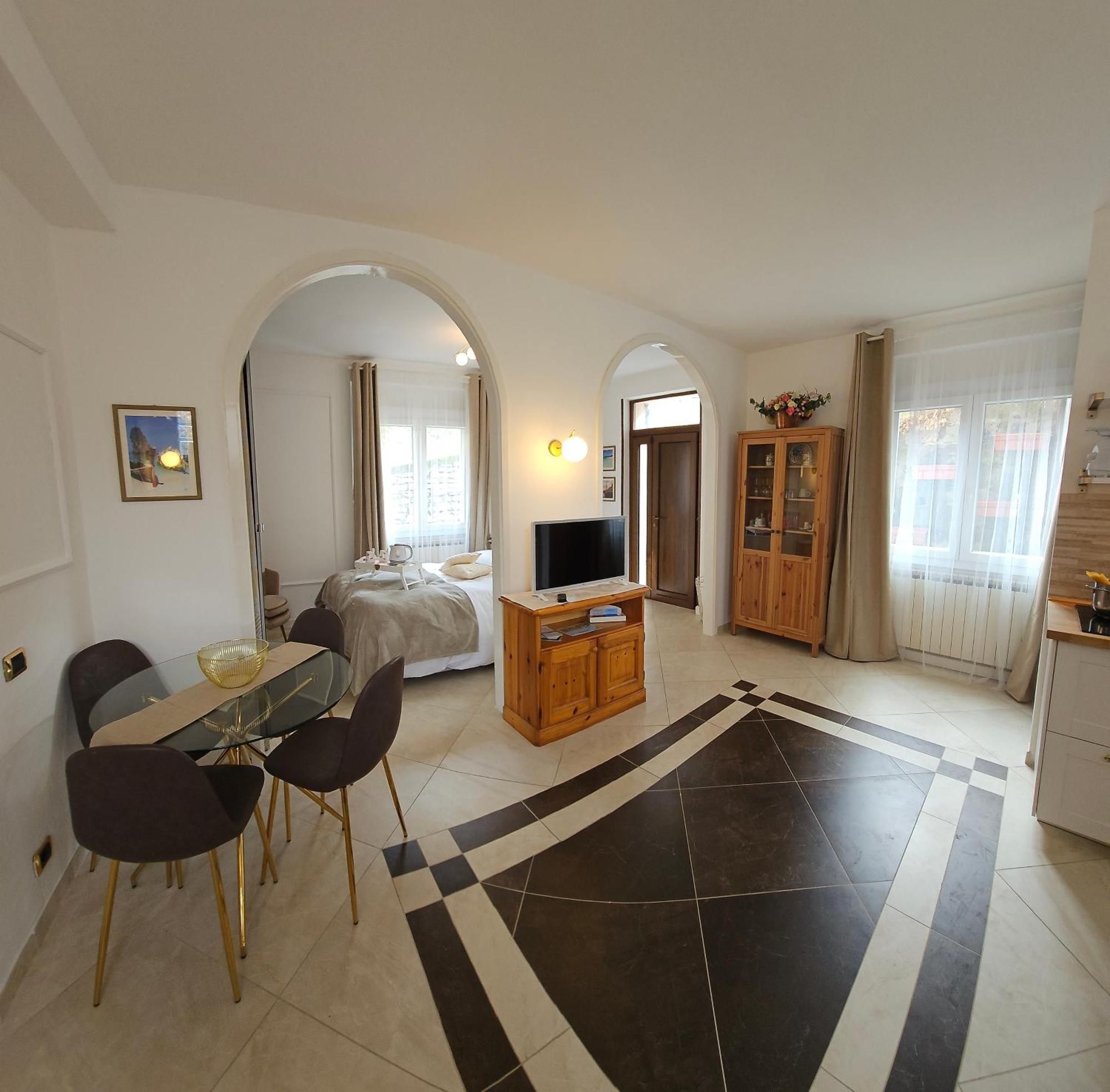 Bellagio Rotonda Apartment Exterior photo